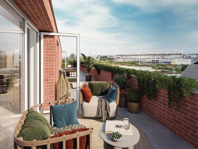 Flat for sale in E15, London