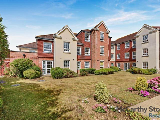 Flat for sale in Clapham, West Sussex