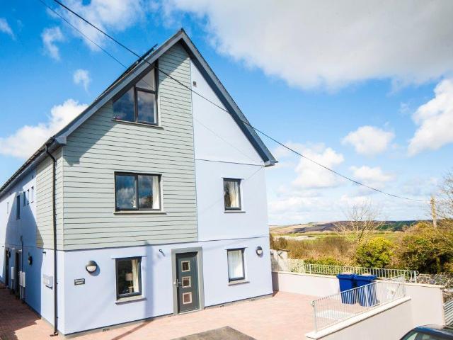 Flat for sale in St. Breock, Bodellick