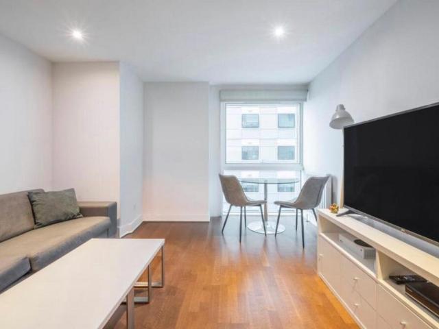 Flat for sale in Spitalfields, Whitechapel