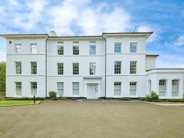 Flat for sale in Moor End Green, Gravelly Hill