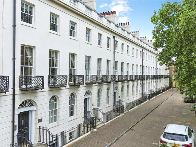 Flat for sale in Newtown, Reading