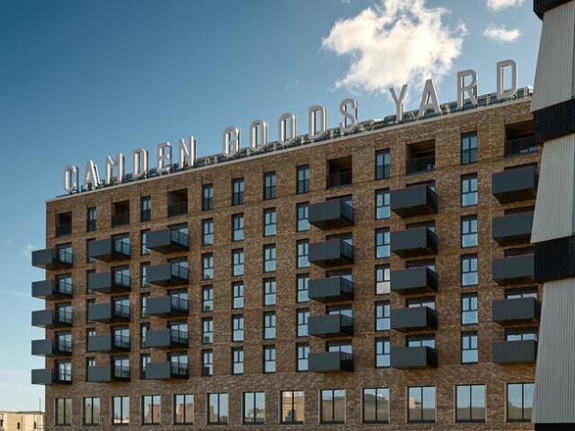 Flat for sale in Chalk Farm, Primrose Hill