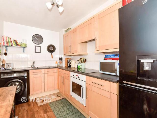 Flat for sale in Ringlestone, Maidstone