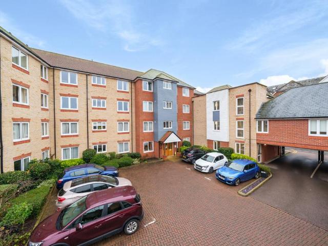Flat for sale in Hockerill, Colliers End