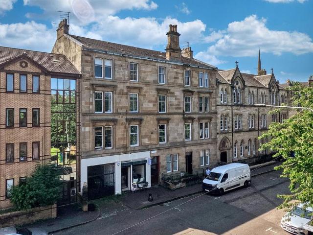 Flat for sale in North Woodside, Scotland
