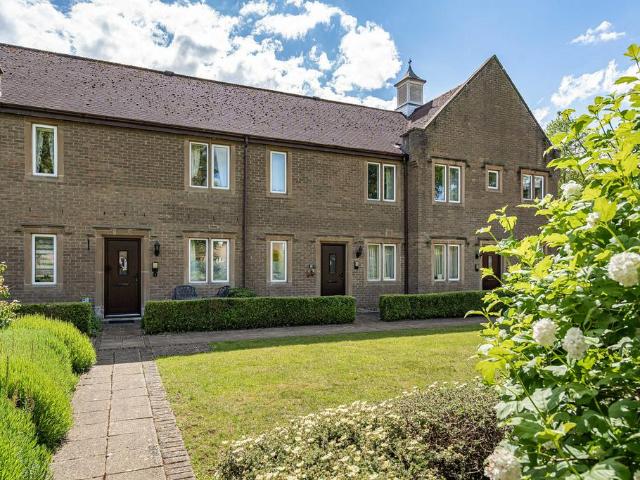 Flat for sale in Kings End, Evershot