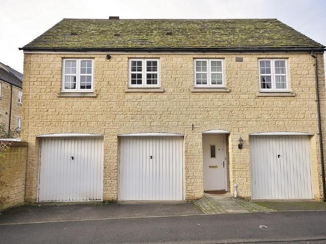 Flat for sale in Black Bourton, Oxfordshire