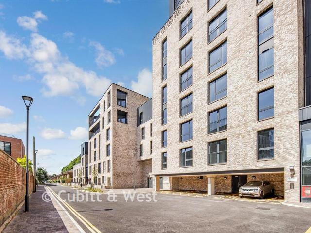 Flat for sale in Round Hill, Brighton & Hove