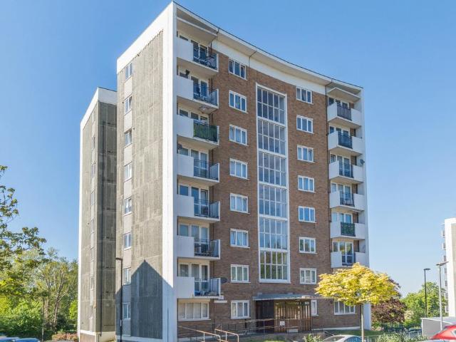 Flat for sale in London Borough of Lewisham, Greater London