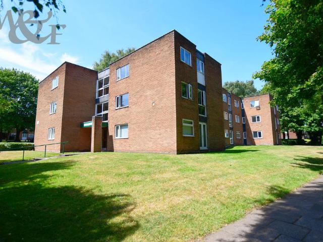 Flat for sale in Gravelly Hill, West Midlands