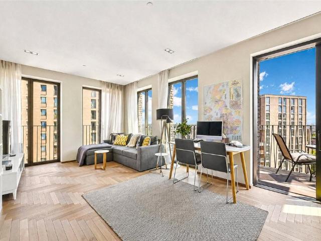 Flat for sale in King's Cross, Greater London