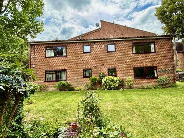 Flat for rent in Shortlands, Isle Of Man