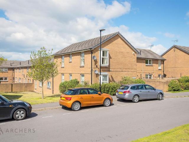 Flat for sale in Lodge Moor, South Yorkshire