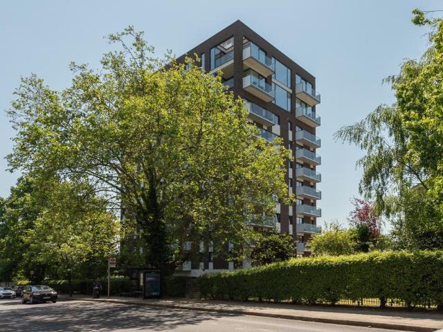 Flat for sale in Belsize Park, Primrose Hill