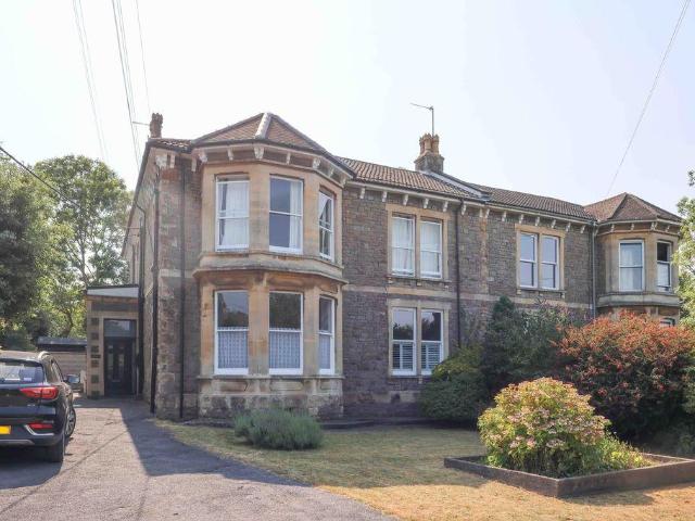 Flat for sale in Clevedon, North Somerset