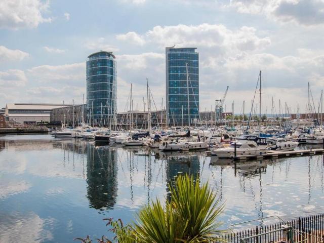 Flat for sale in Brompton, Gillingham