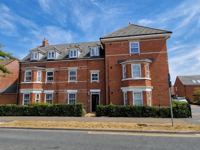 Flat for sale in Bedford