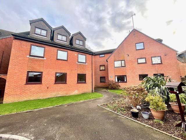 Flat for sale in St Johns, Wimborne