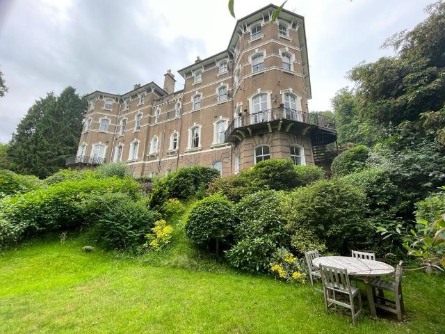 Flat for sale in Great Malvern, Forthampton