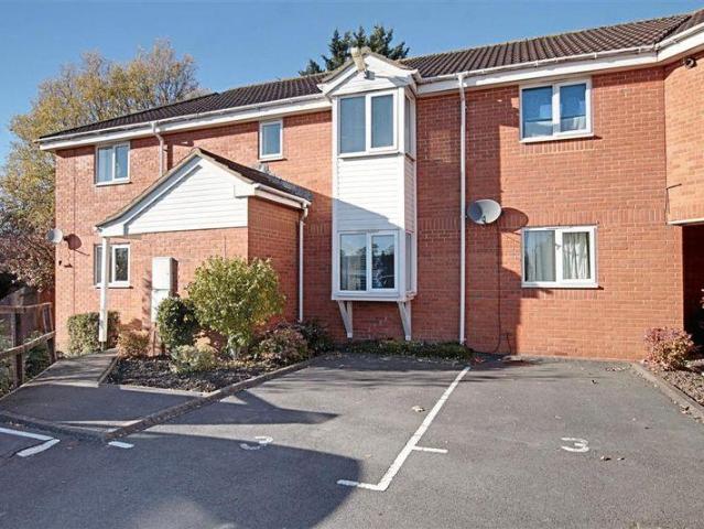Flat for sale in Trowbridge