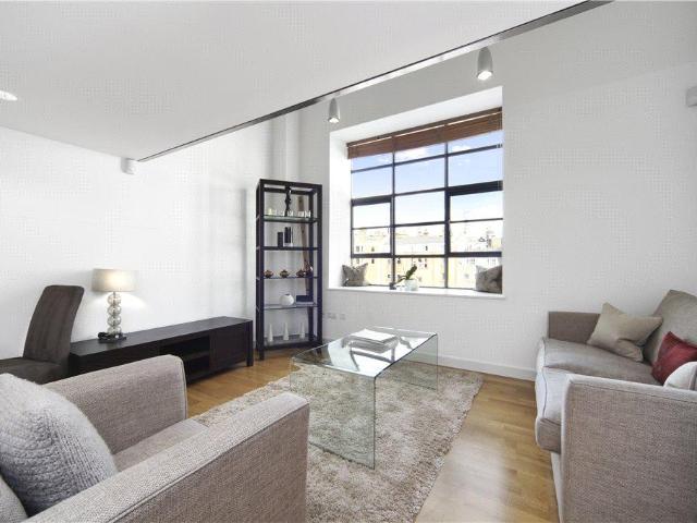 Flat for sale in Marylebone, Greater London