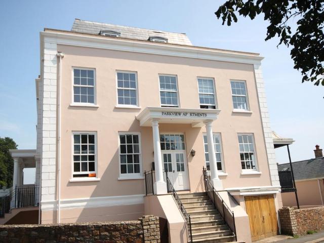 Flat for sale in St Helier, Greater London