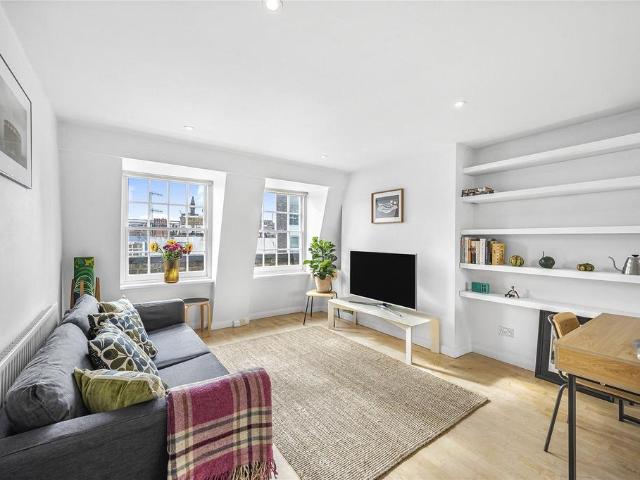 Flat for sale in East Marylebone, Mayfair