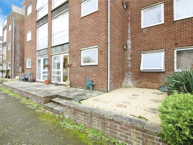 Flat for sale in Reading
