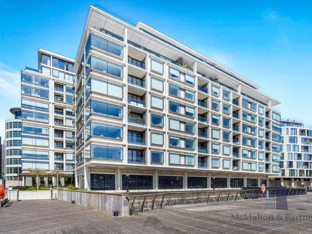 Flat for sale in Lyons, Greater London