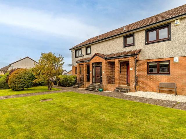 Flat for sale in Kirkhill, Newton Mearns