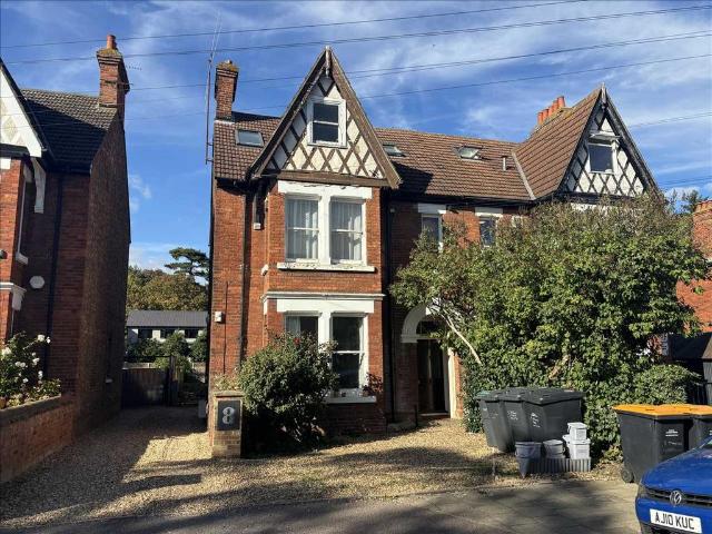 Flat for sale in De Parys, Bedford