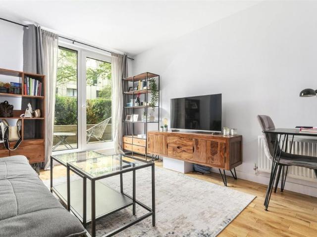 Flat for sale in Pimlico, Greater London