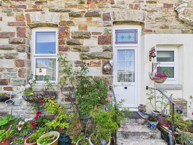 Flat for sale in St Neot, Cornwall