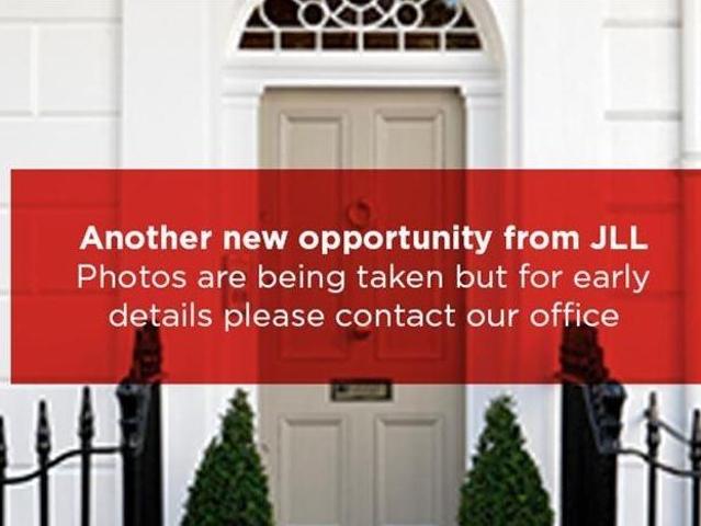 Flat for sale in Canary Wharf, Greater London