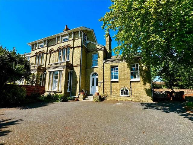 Flat for sale in Pennington, Ashurst Bridge
