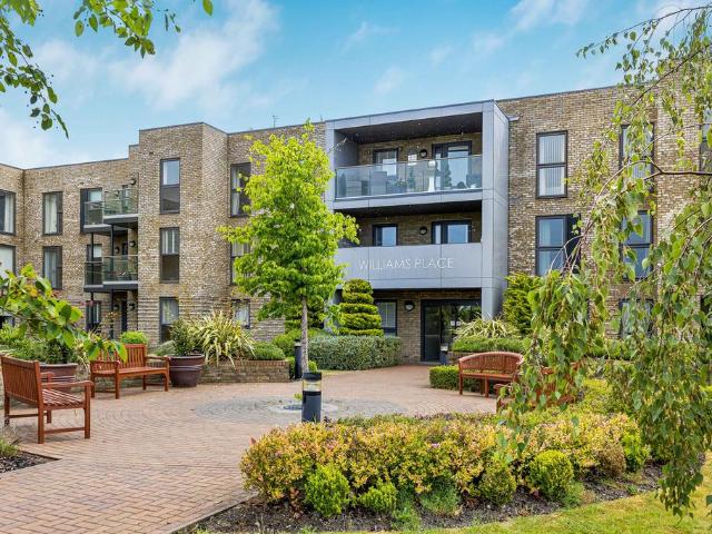 Flat for sale in Great Western Park, Dromore