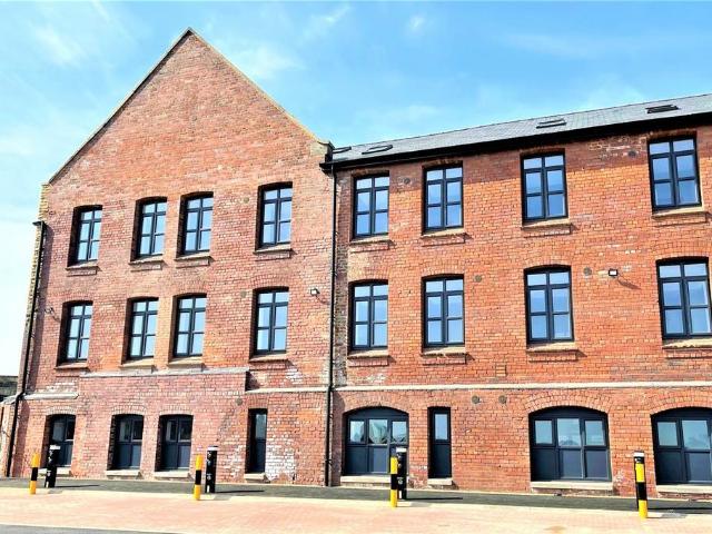 Flat for sale in Burley, West Yorkshire