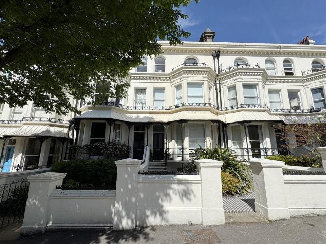 Flat for sale in Brunswick, Brighton & Hove