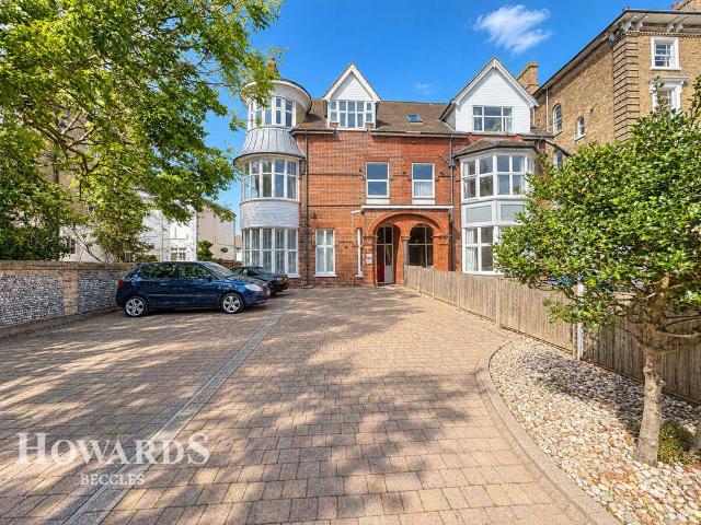 Flat for sale in Lowestoft, East Suffolk