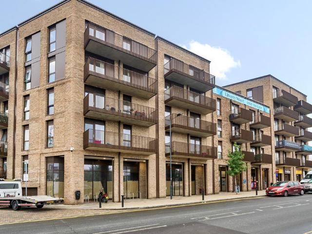 Flat for sale in Alperton, Greater London
