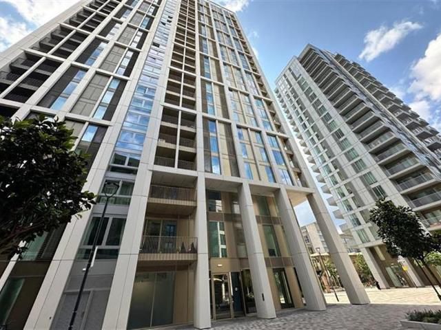 Flat for sale in Whitechapel, Greater London