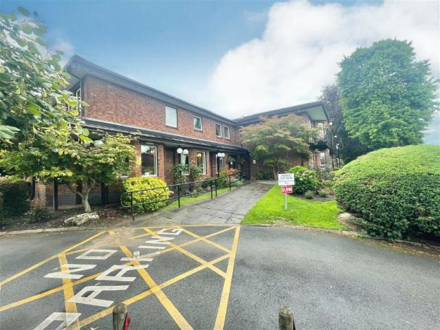 House for sale in Cheadle, Greater Manchester