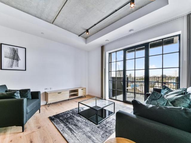 Flat for sale in Goodluck Hope, Cat Hill