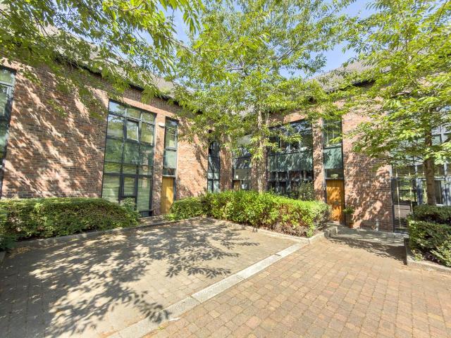 Flat for sale in Battle Field, Tyne And Wear