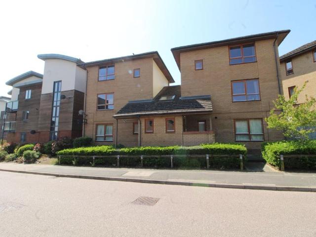 Flat for sale in Grange Farm, Shenley Church End