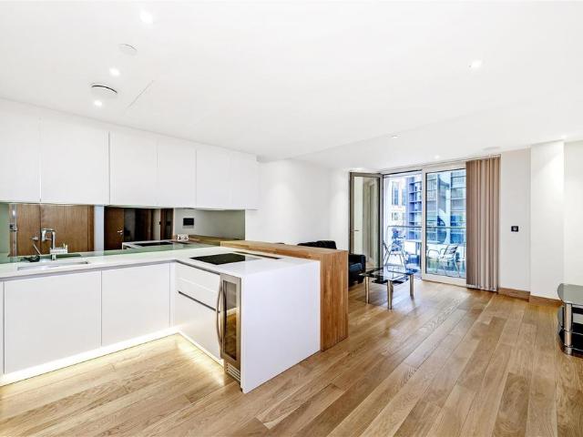 Flat for sale in Westminster, Greater London