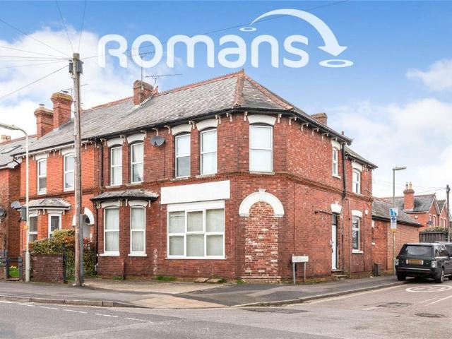 Flat for sale in Farnborough, Hampshire