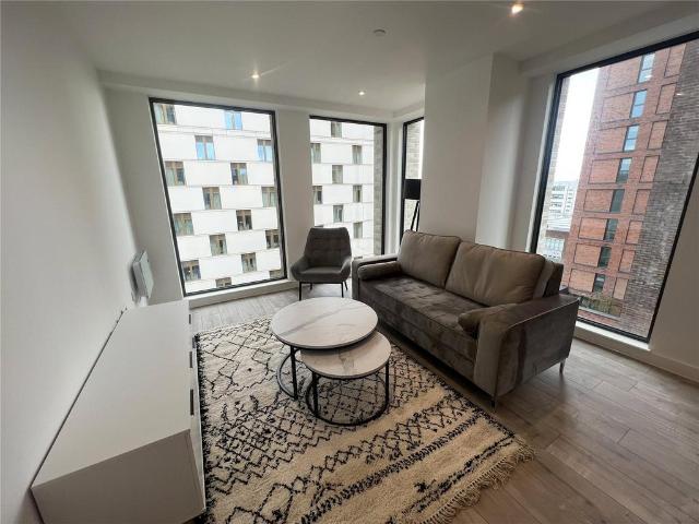 Flat for sale in Ardwick, Manchester