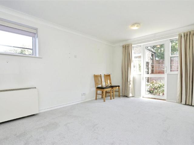 Flat for sale in Whisstocks Place, Eastbridge